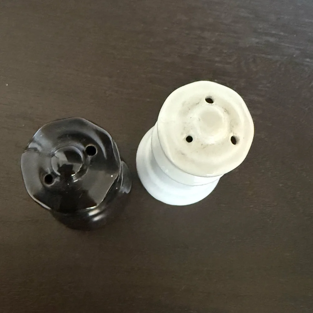 Vintage Pier 1 Ceramic Chess Pawn Salt and Pepper Shakers Set Black White